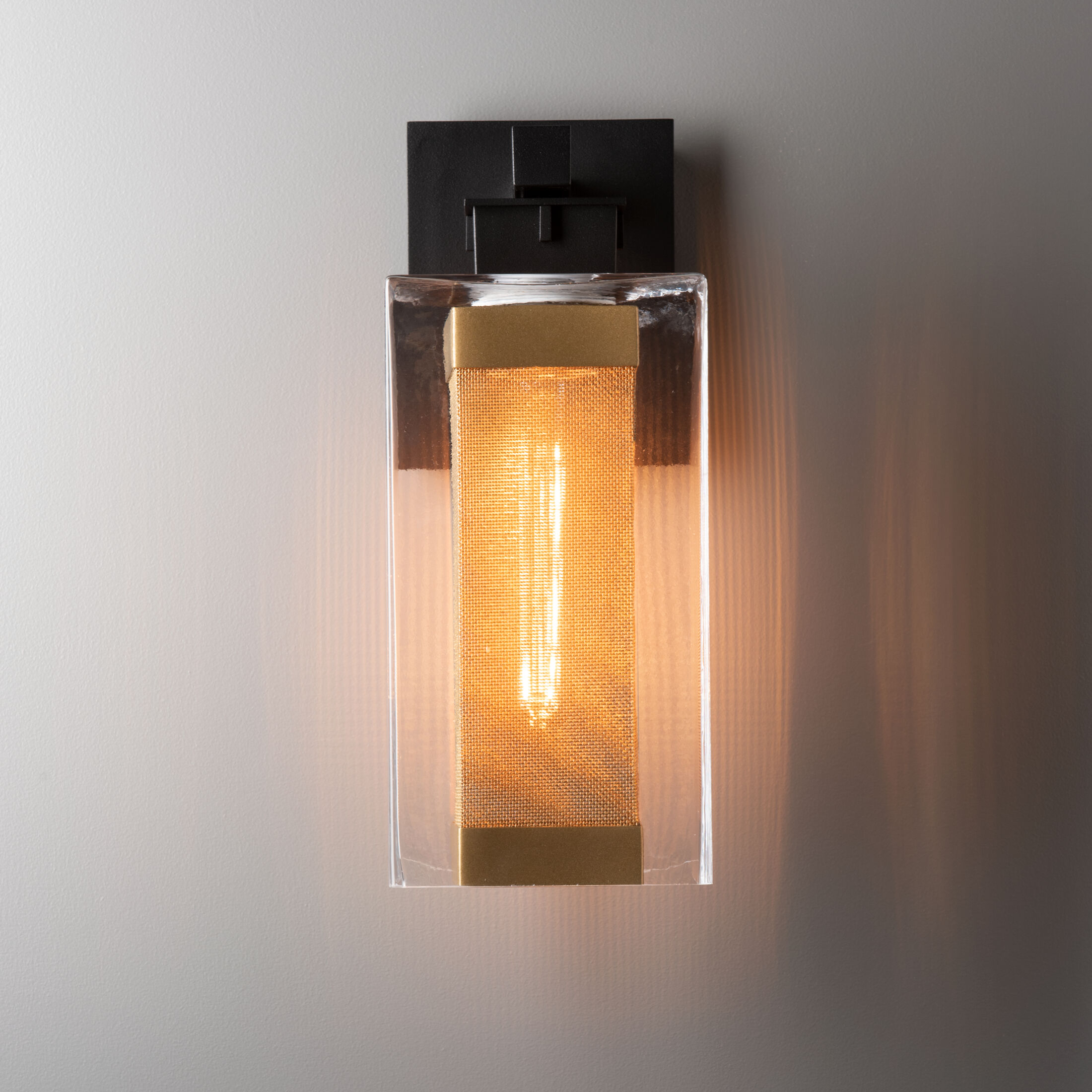 Polaris 1 Light 13.9 inch Coastal Black and Coastal Gold Outdoor Sconce in Coastal Black/Coastal Gold, Medium