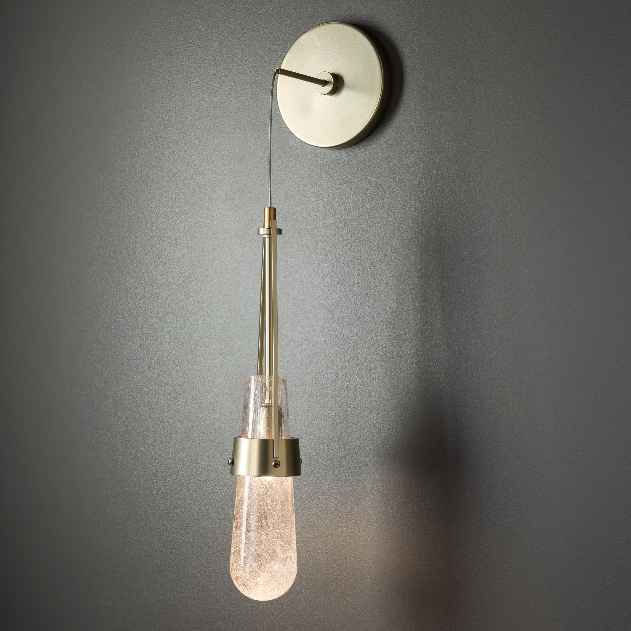 Link 1 Light 5.5 inch Modern Brass Sconce Wall Light in Clear Bubble, Low Voltage
