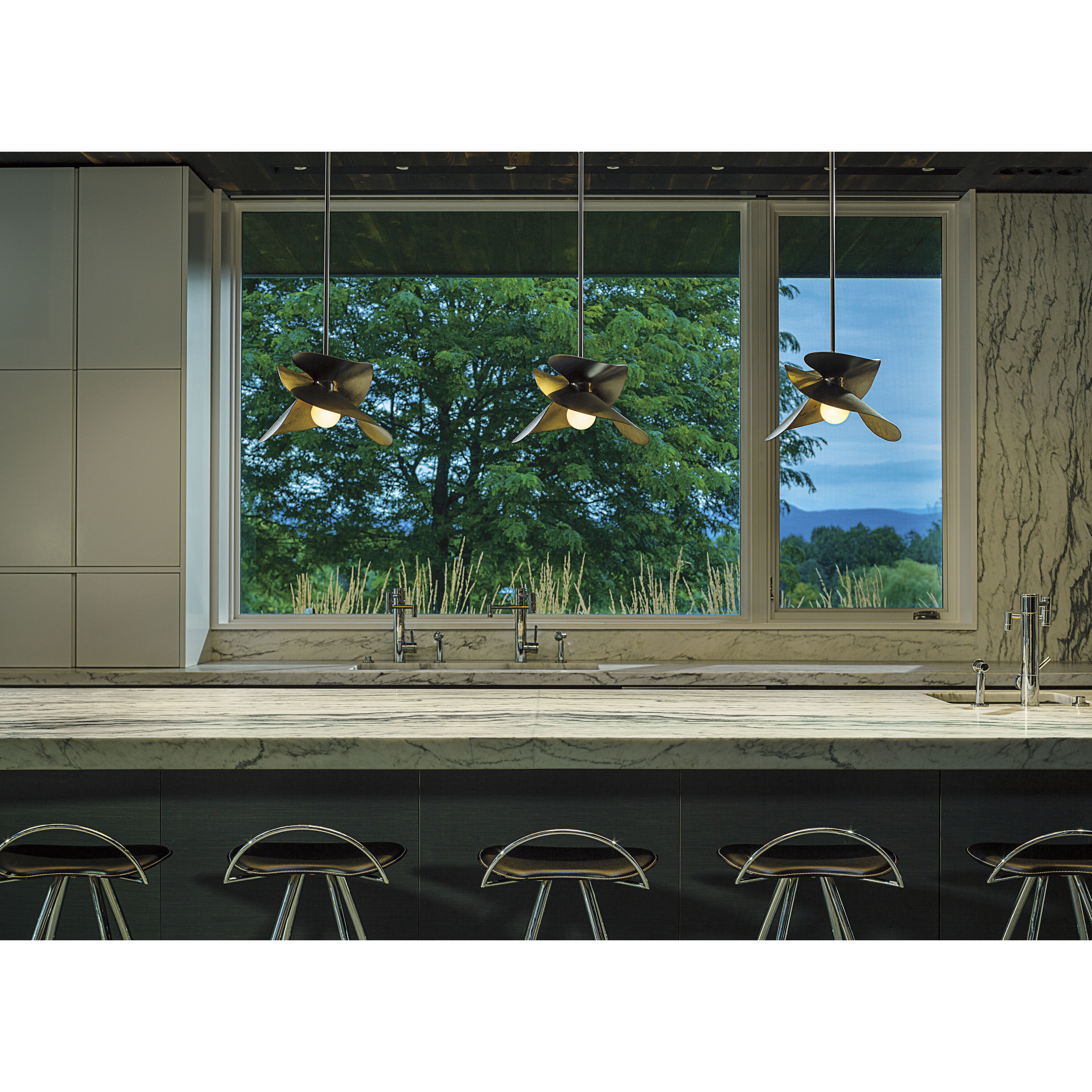 Hibiscus 1 Light 15.4 inch Oil Rubbed Bronze Mini Pendant Ceiling Light, Small